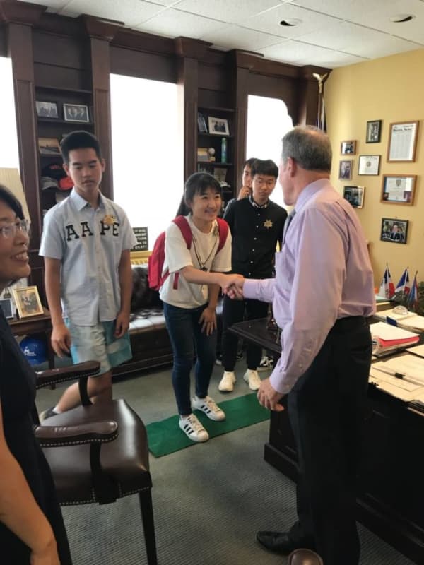 Students From China Visit Rockland