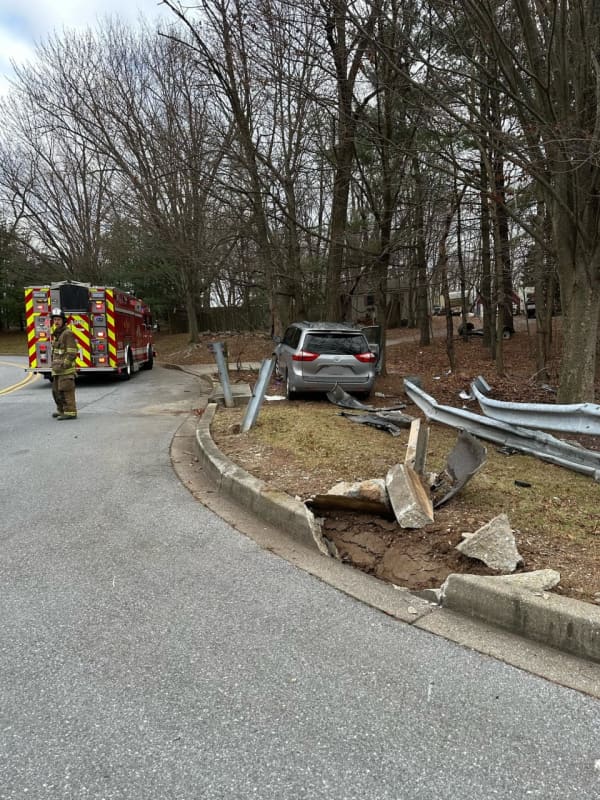 Two Airlifted To Hospital After Crashing Into Tree In Maryland