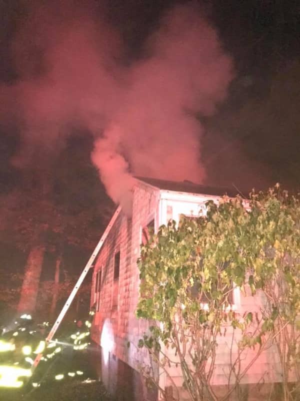 Family Of Four Escapes House Fire In Norwalk