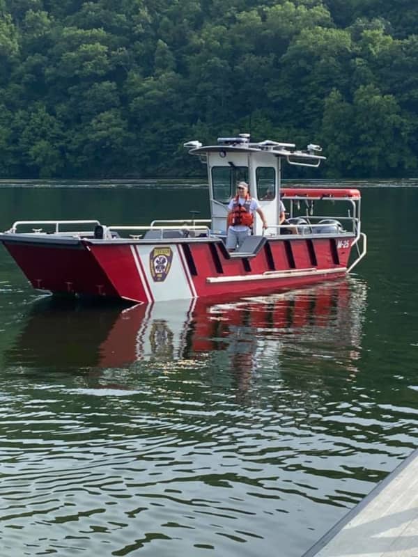 Man Rushed To Hospital After Nearly Drowning In CT Lake