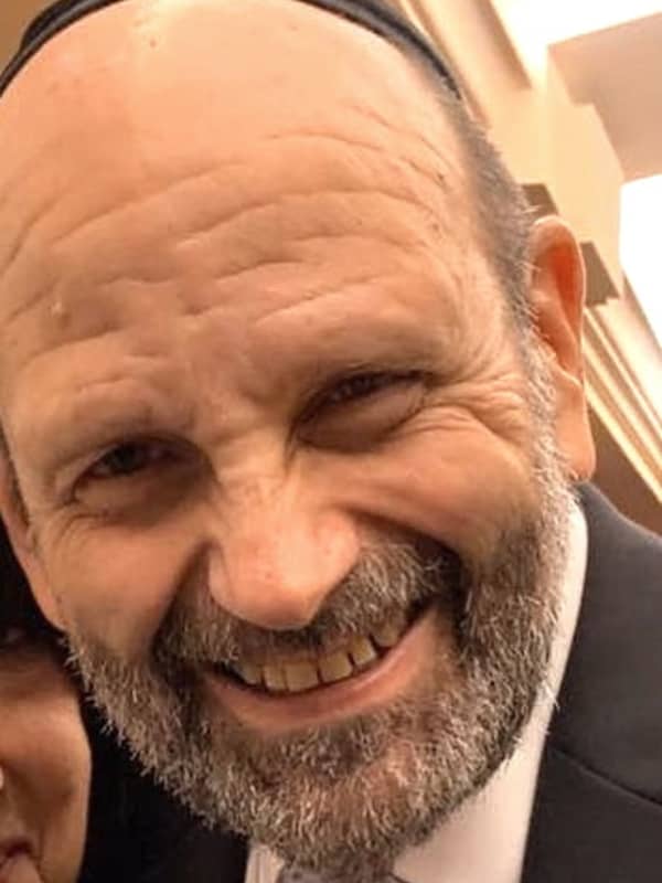 Teaneck Grandfather, 75, Struck Outside Synagogue Dies