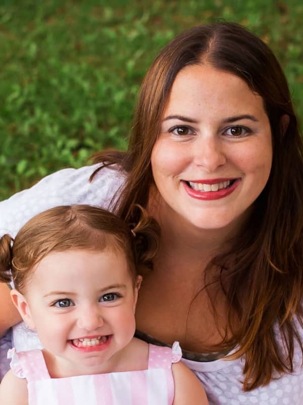 Westchester Blogger Helps Busy Moms Navigate Parenthood