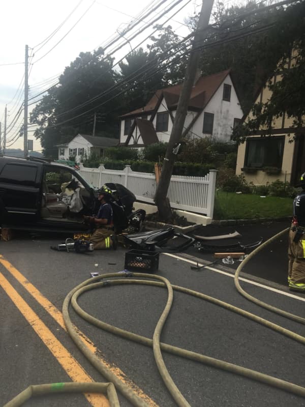 Driver Strikes Pole On Busy Westchester Road
