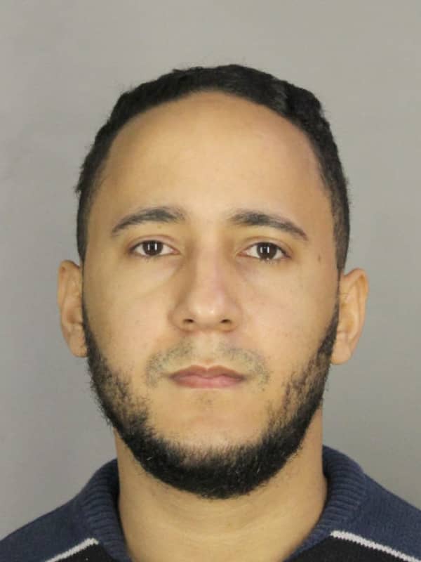 Car Service Driver Accused Of Attempting To Rape 13-Year-Old On Long Island