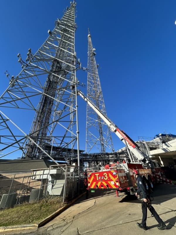 Crews Rescue Employees Trapped On Transmission Tower In Northwest DC (UPDATED)