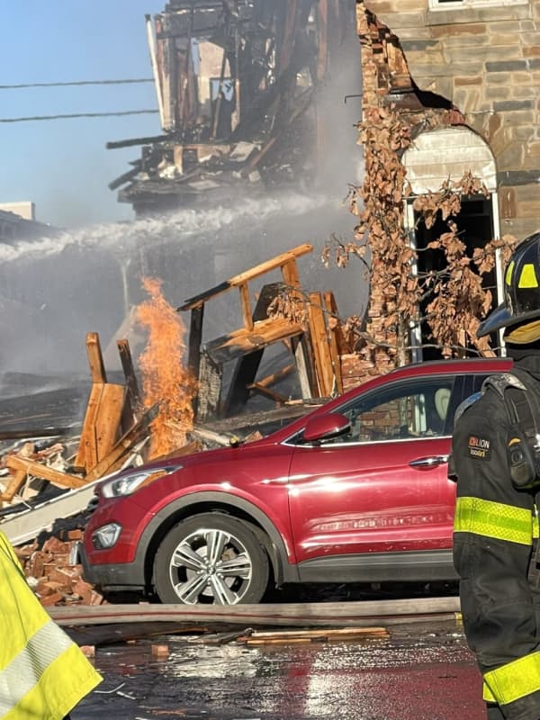 First Responders Called To 'Obvious Explosion' Involving Several Maryland Homes: Fire Union