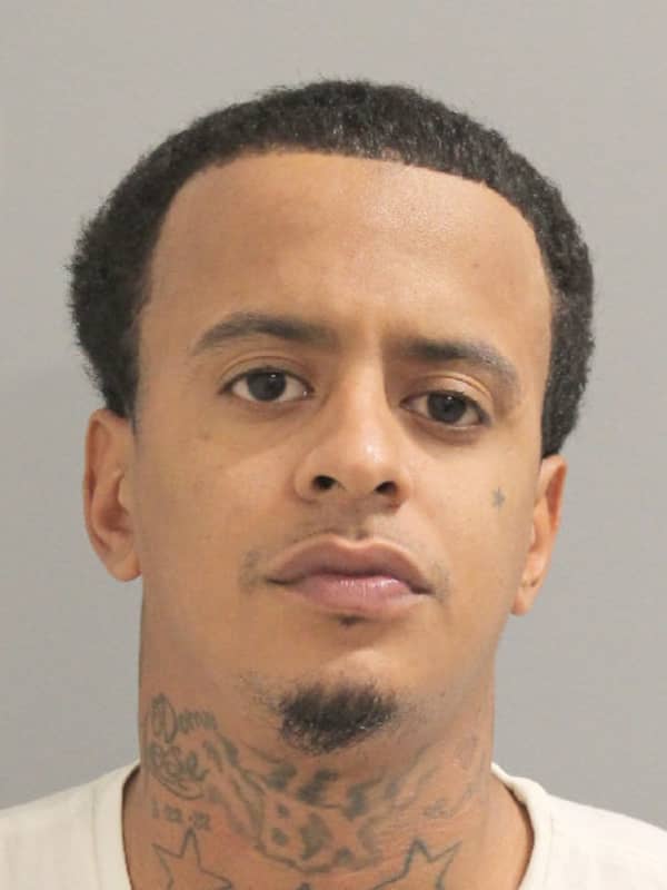 Man Charged In Violent Robbery Of 20-Year-Old Nassau County Woman