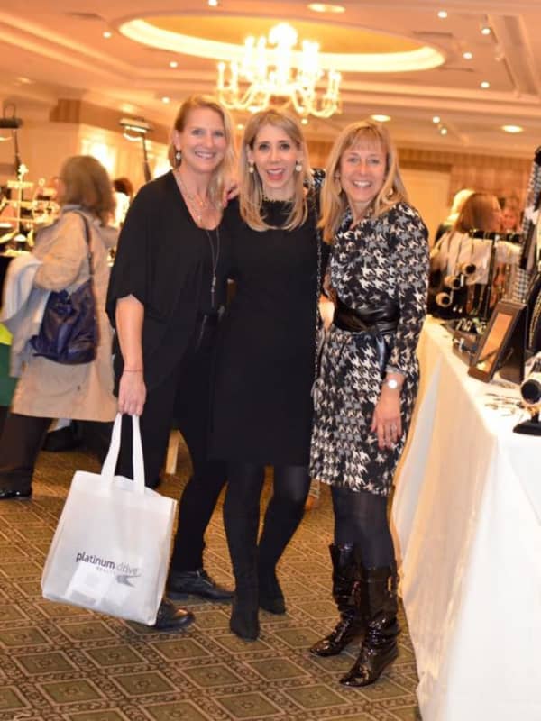 Greenburgh Volunteers To Spread Holiday Cheer At Annual JLCW Boutique Sale