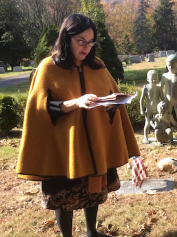 Cemetery Tour With New Canaan Historical Society Brings The Past To Life