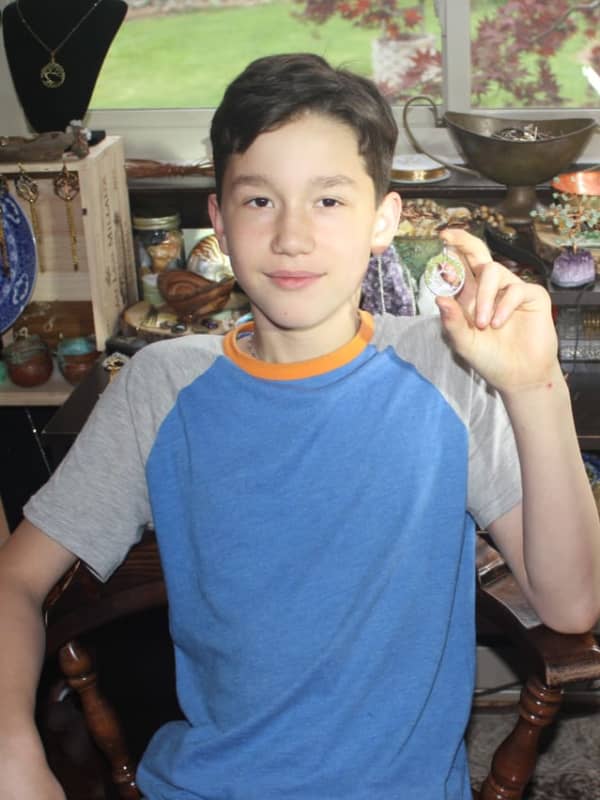 From Hobby To Business: Putnam 12-Year-Old Crafts Upcycled Jewelry