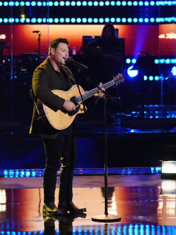 Hudson Valley's Ian Flanigan May Win Recording Contract, $100K On NBC's The Voice This Week