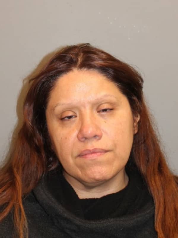 CT Woman Nabbed For Stabbing Man In Leg, Police Say