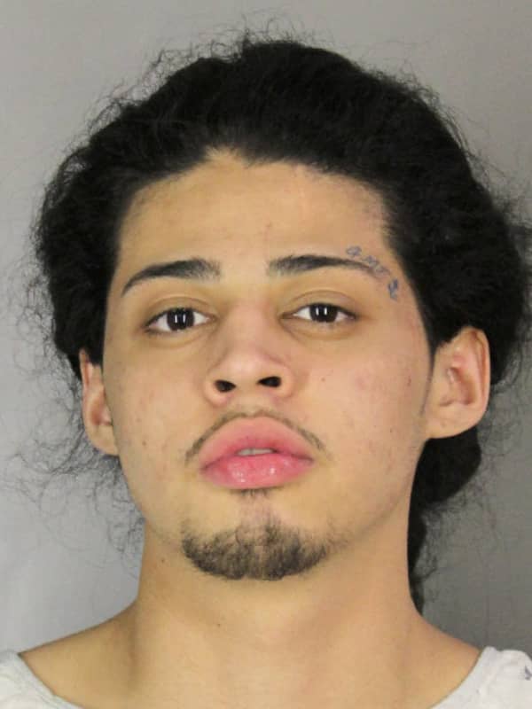 Police ID Crips Gang Member Who Shot At Officers In Uniondale