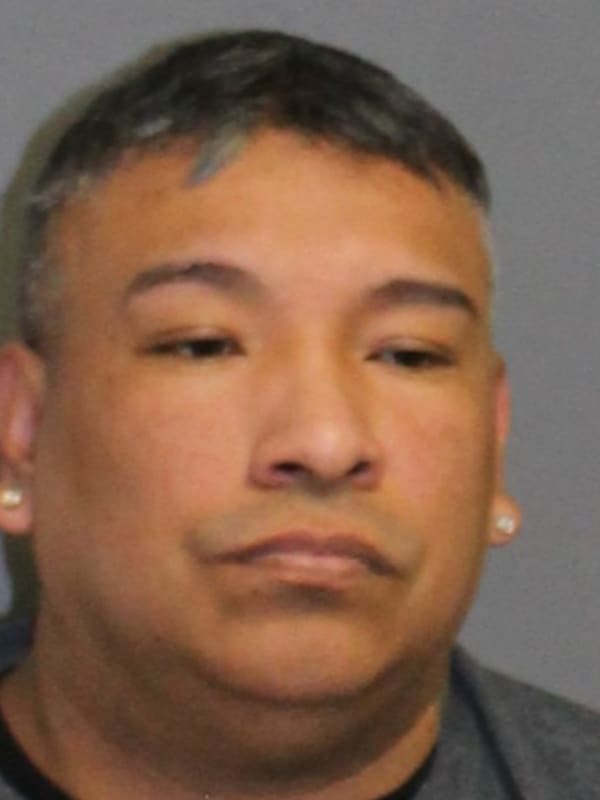 41-Year-Old Hartford Man Accused Of Leaving Infant On Hood Of Stranger's Parked Car