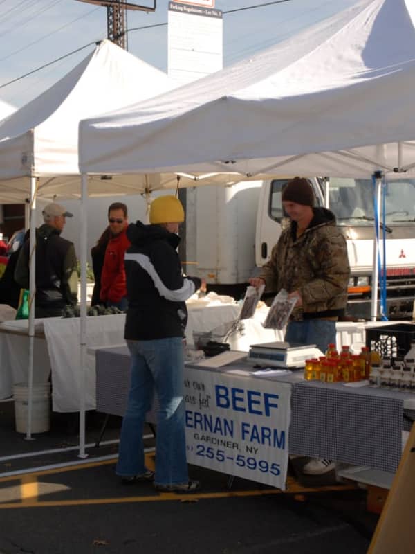 The Season Begins: Larchmont Farmer's Market Opens Saturday