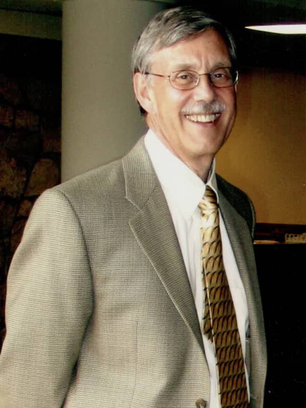 Former Westport Schools Guidance Counselor Robert W. Hanf, 79, Was Devoted To Family