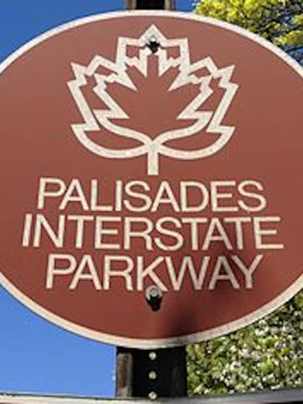 Palisades Parkway Reopens After Crash