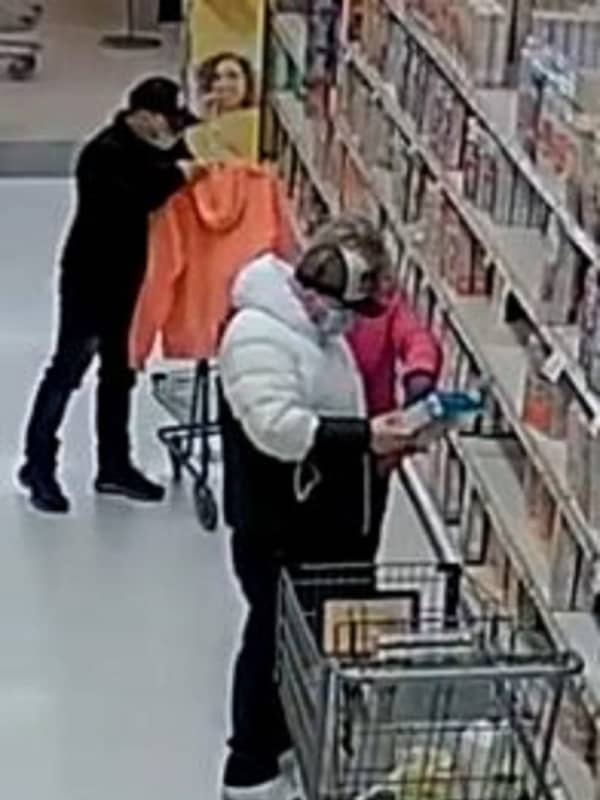 Duo Wanted For Using Stolen Credits Cards At Stores In Massachusetts