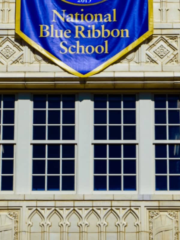 New Canaan School Earns National Blue Ribbon Distinction