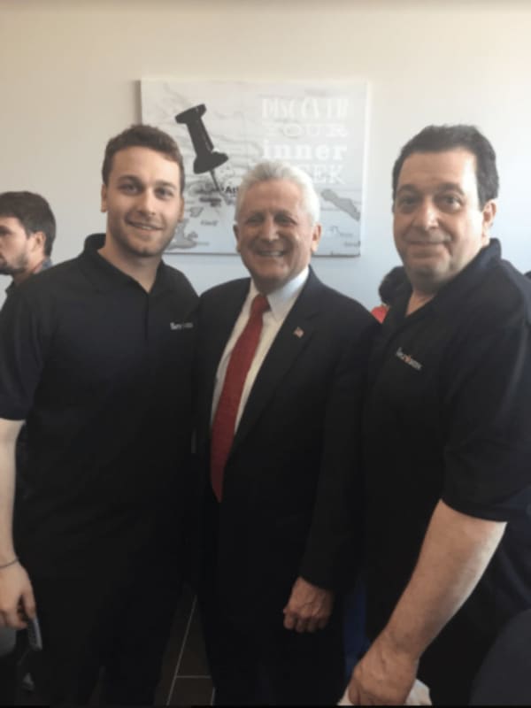 Simple Greek Greets Rilling, Long Lines Of Diners At Norwalk Grand Opening