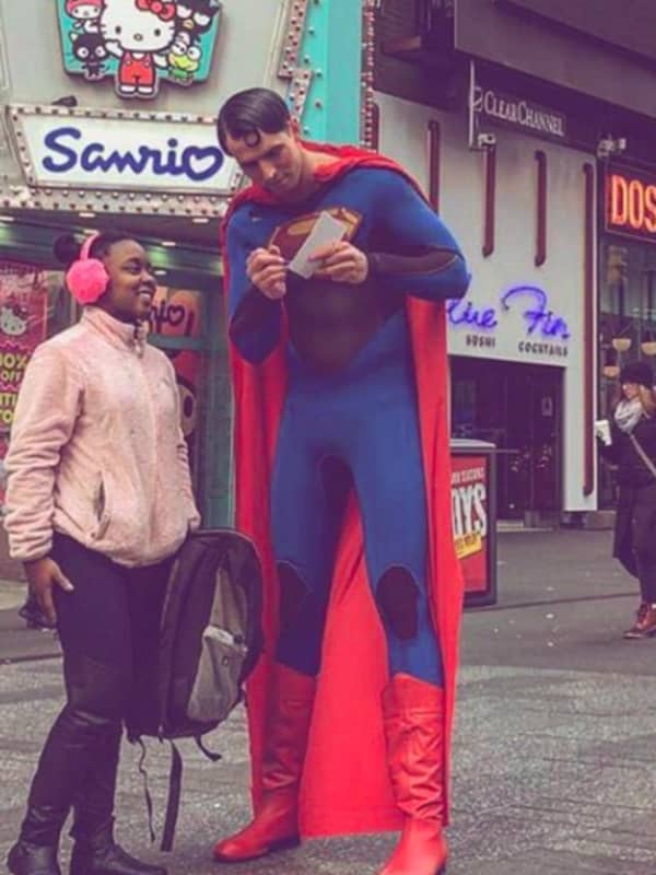 TONIGHT: Paramus 'Superman' Competes On Food Network's 'Worst Cooks I