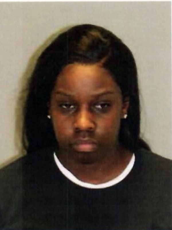 Bridgeport Woman Caught With Shoplifting Device, Police Say