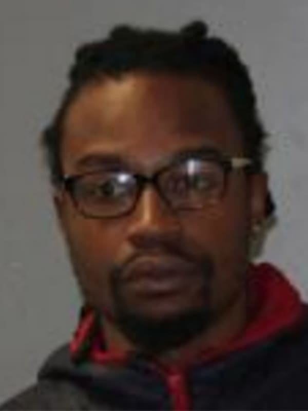 Man Caught With Stolen Debit Cards, Skimmer Device, Forged Checks In Rockland Stop, Police Say