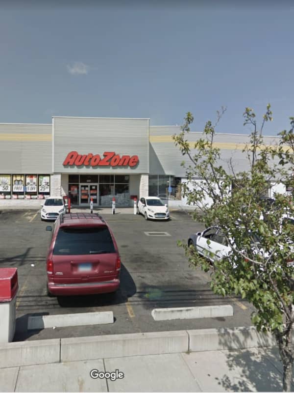 Suspects On Loose After Armed Robbery At Bridgeport AutoZone