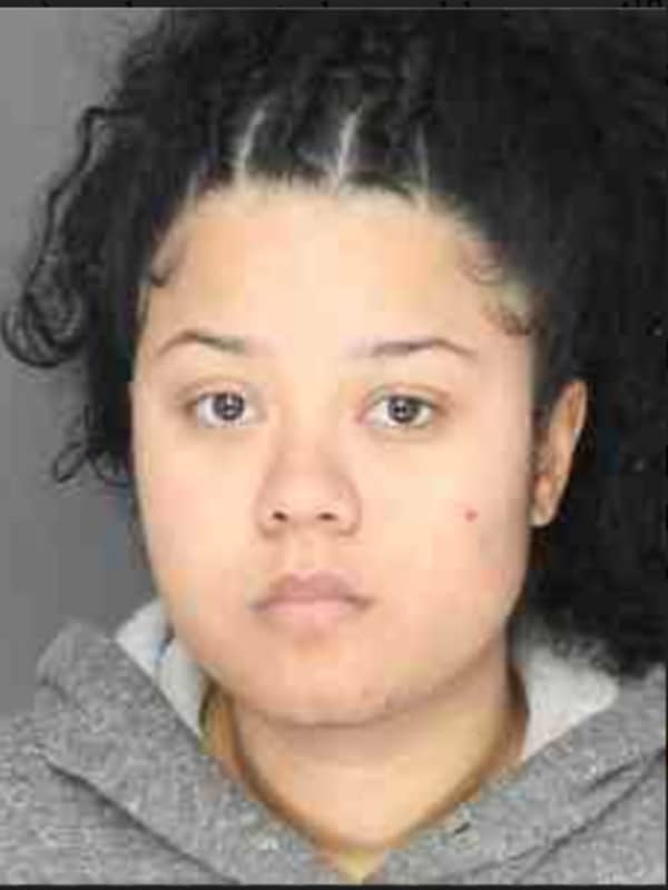 Police: Woman Tried To Access Victim's Account To Make $2.2K Purchase At Nanuet Sprint Store