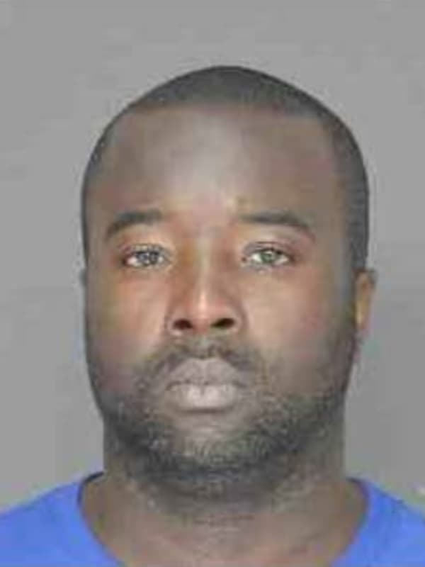 Alert Issued For Man Wanted In Clarkstown