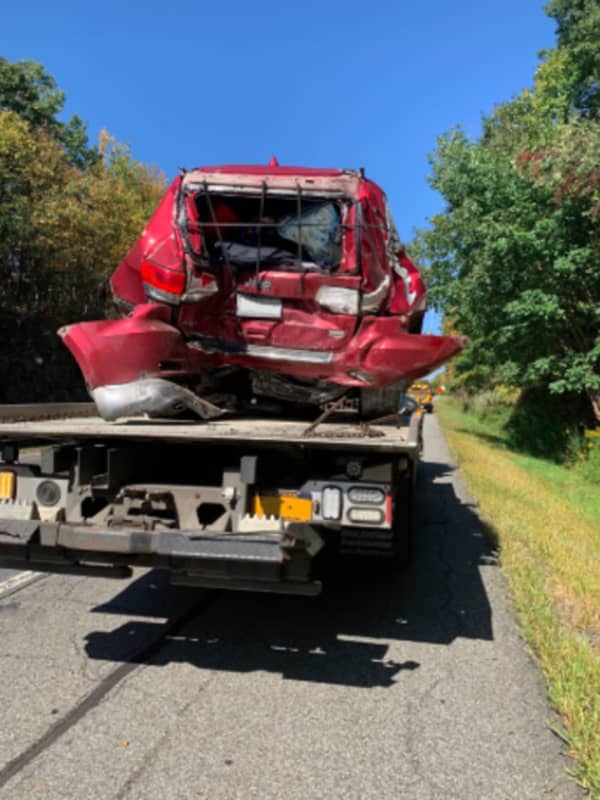 Mobile Home Hauling SUV Rear-Ended By Tractor-Trailer On I-84