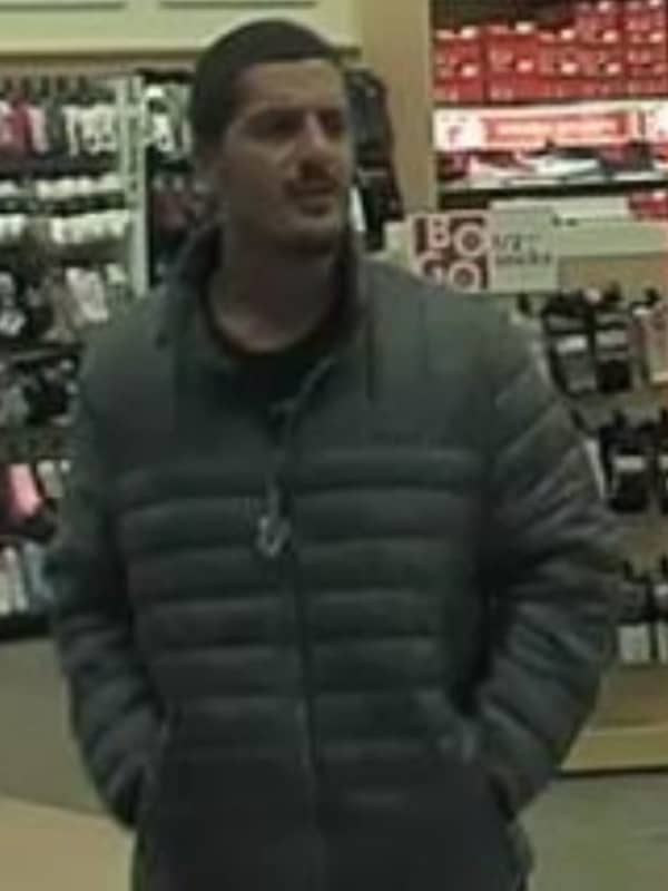 Man Wanted For Stealing From Long Island Famous Footwear