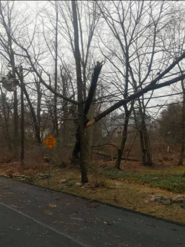 Damaging Wind Gusts Knock Out Power To Thousands In Area