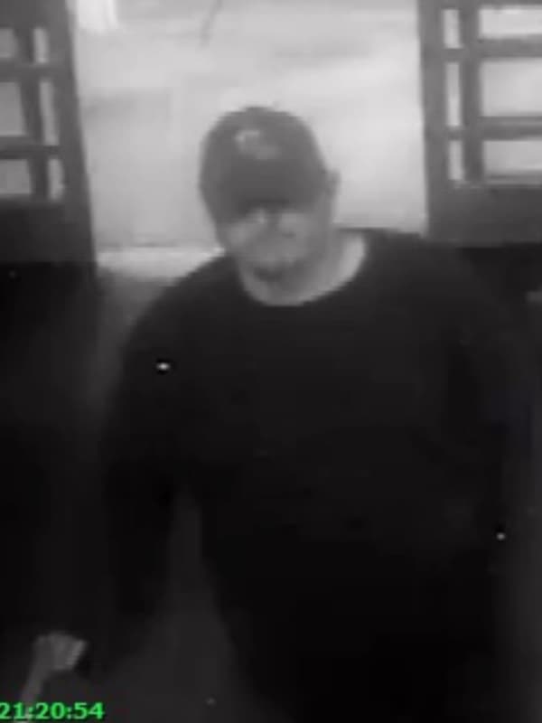 Man Wanted For Stealing Cart Of Goods From Rhinebeck Market, Police Say