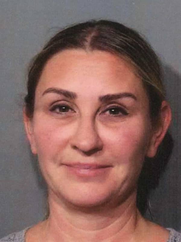 Woman Faces Reckless Endangerment Charge In New Canaan
