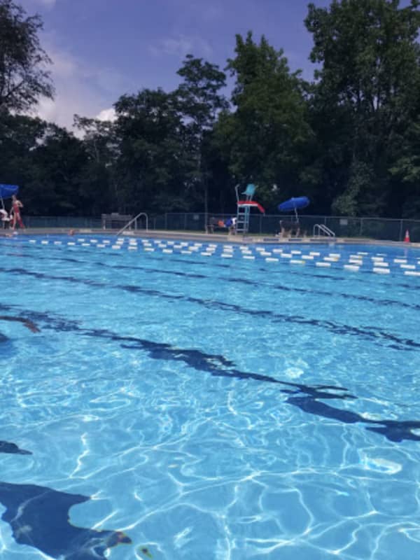 Man Accused Of Harassing Kids At Pool In Hudson Valley, Beating Officers, Police Say