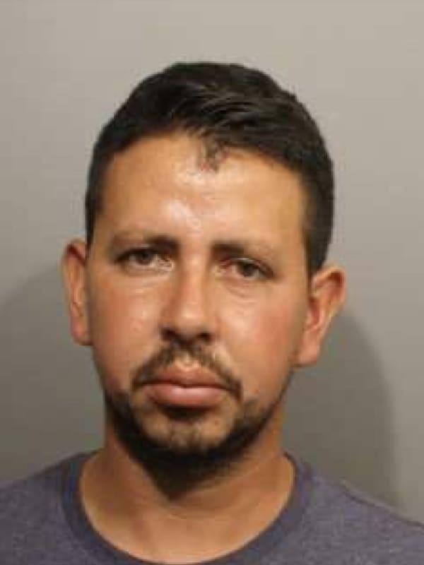 Blaring Horn, Crash, Leads To Fairfield County Man's Arrest For DUI, Police Say