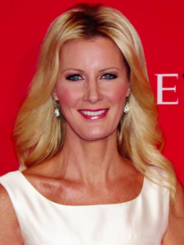 Cuomo Ex, Celebrity Chef Sandra Lee Gets Engaged, Report Says