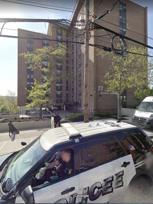 Two Dead After Suicidal Man Jumps From Building, Lands On Victim In NY