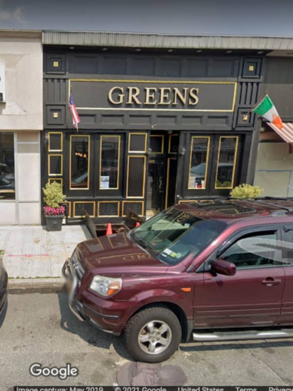 Suspect At Large After Striking Victim With Glass Bottle At Long Island Bar