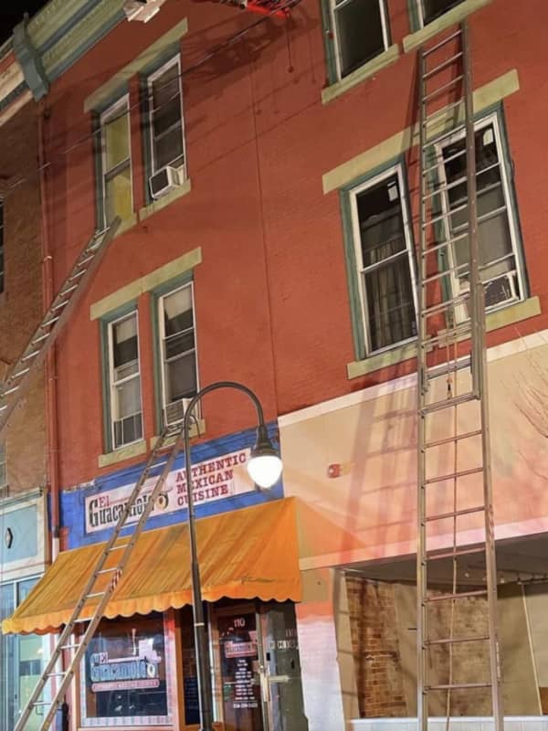 4 People Rescued From Windows With Ladders In Serious South Jersey Apartment House Blaze: FD