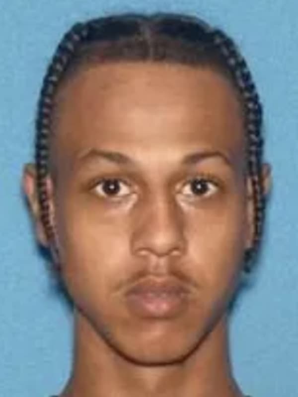 South Jersey Fugitive Charged In Apartment Complex Shooting: Prosecutor