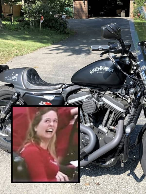 Oakton Woman Dies After Hitting Tree In Fatal Motorcycle Accident: Police