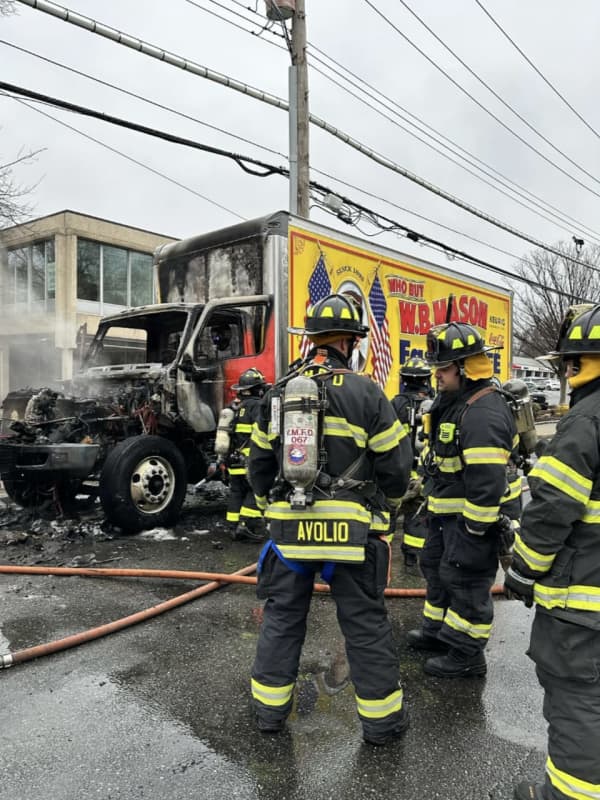 Truck Goes Up In Flames On Busy Route 1 In Mamaroneck: Video