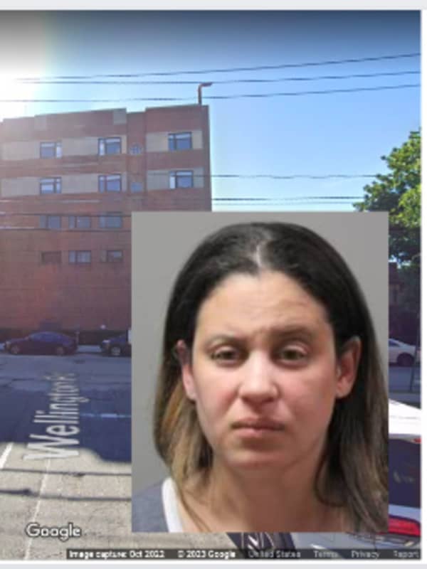 Long Island Woman Accused Of Driving Drunk, Crashing Vehicle With 5-Year-Old Onboard