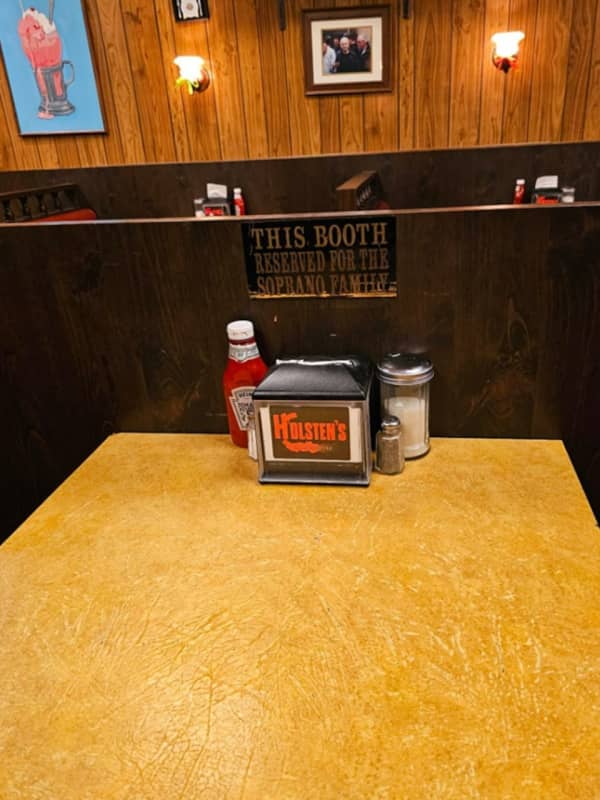 Holsten's Selling Famous 'Sopranos' Booth: 'Don't Do It'