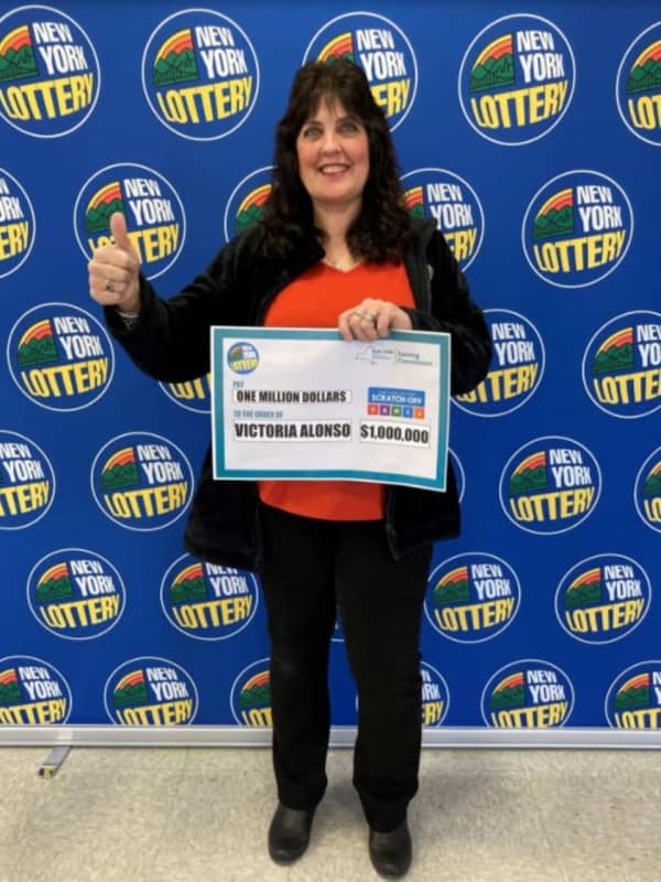 Commack Woman Purchases Winning $1M Lottery Ticket At Stop & Shop