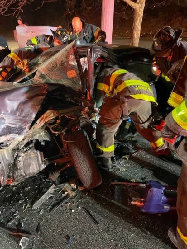 One Extricated, Several Hospitalized After Two-Car CT Crash