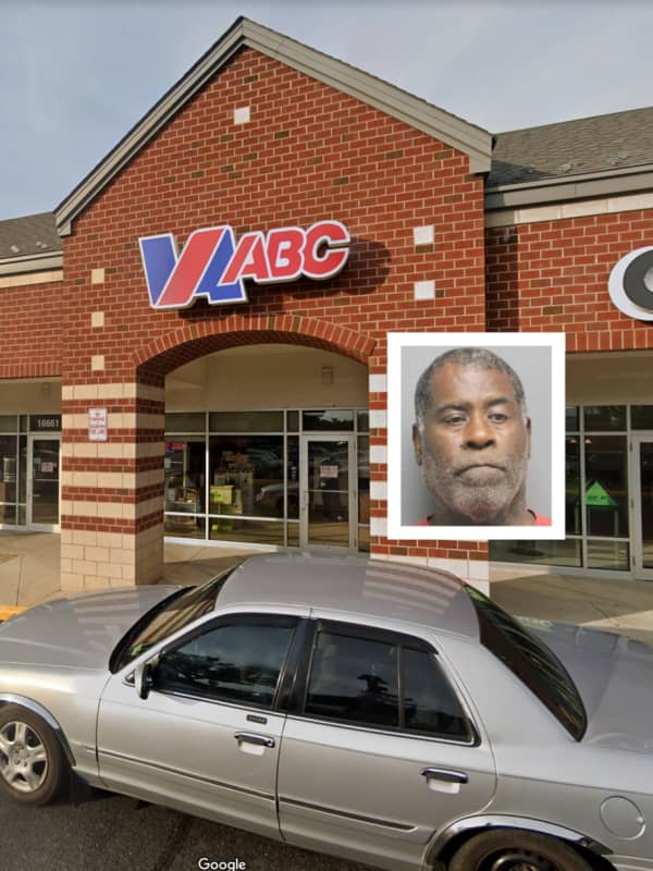 Drunken Sex Offender Urinates, Exposes Himself To Liquor Store Employees In VA: Police