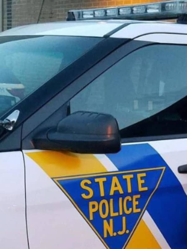 Tractor Trailer Overturns On NJ Turnpike: State Police